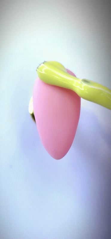 Pastelowy żółty lakier hybrydowy | 203 banana split | HYBRID COLOR | UV