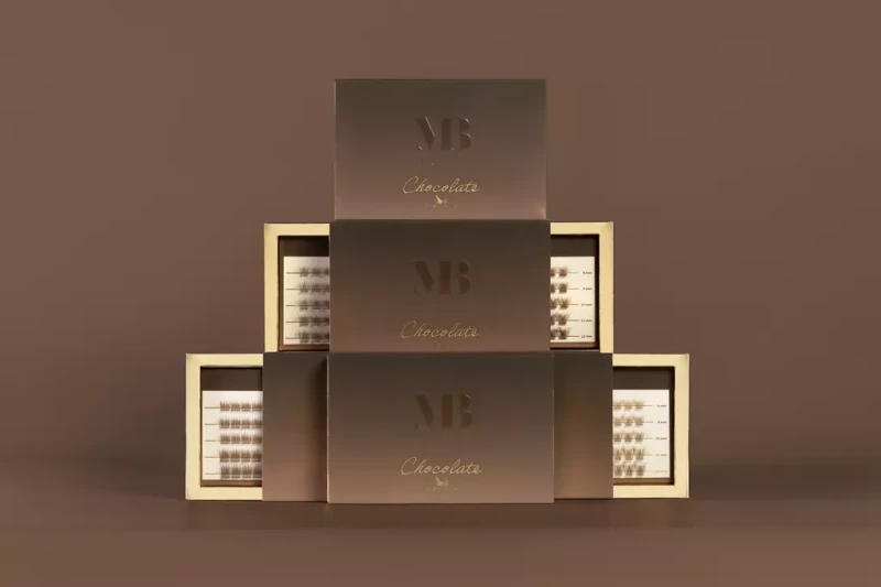 Brązowe kępki rzęs- V-Lashes Obsession Chocolate, zdjęcie stylizowane