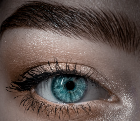 Czym jest microblading brwi?